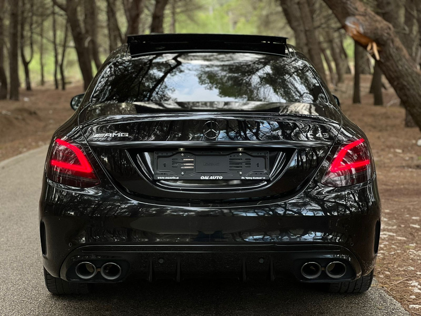 Mercedes-Benz C43 AMG